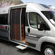 Horrex Plissee Fliegenschutztür für VW Crafter Gen. 1 und Mercedes-Benz Sprinter W906 