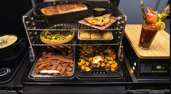 Traeger Pelletgrill Timberline inkl. Abdeckhaube & Ablagefach + 2x 9kg Pellets 