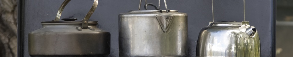 Geräte und Küchenzelte Geräte und Küchenzelte